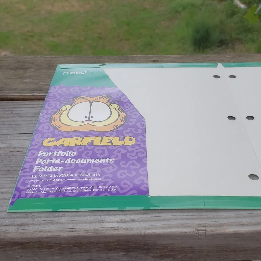 Vintage Folder Garfield the cat Well Duh!